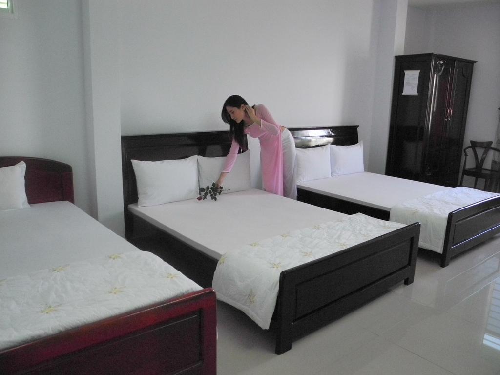 Nam Hong Hotel Nha Trang Room photo