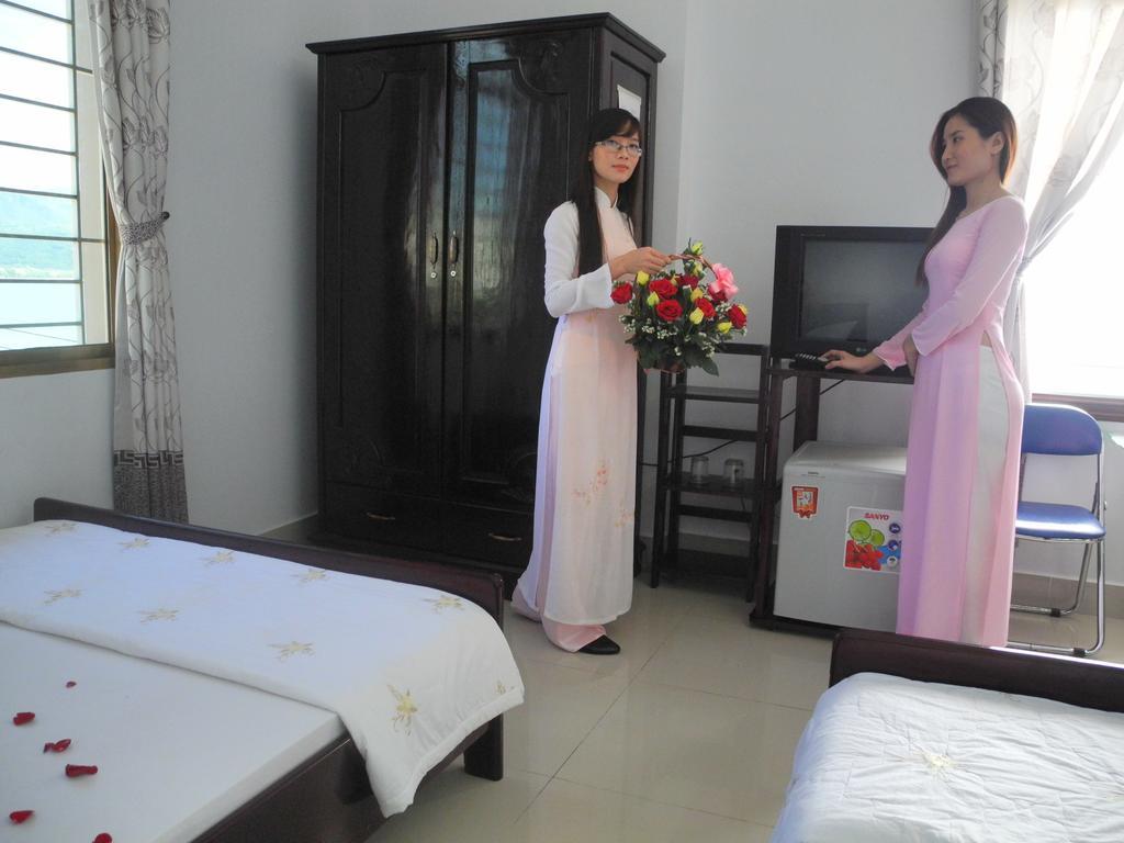 Nam Hong Hotel Nha Trang Exterior photo